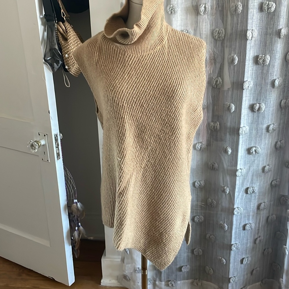Halogen Turtleneck Sweater Vest
